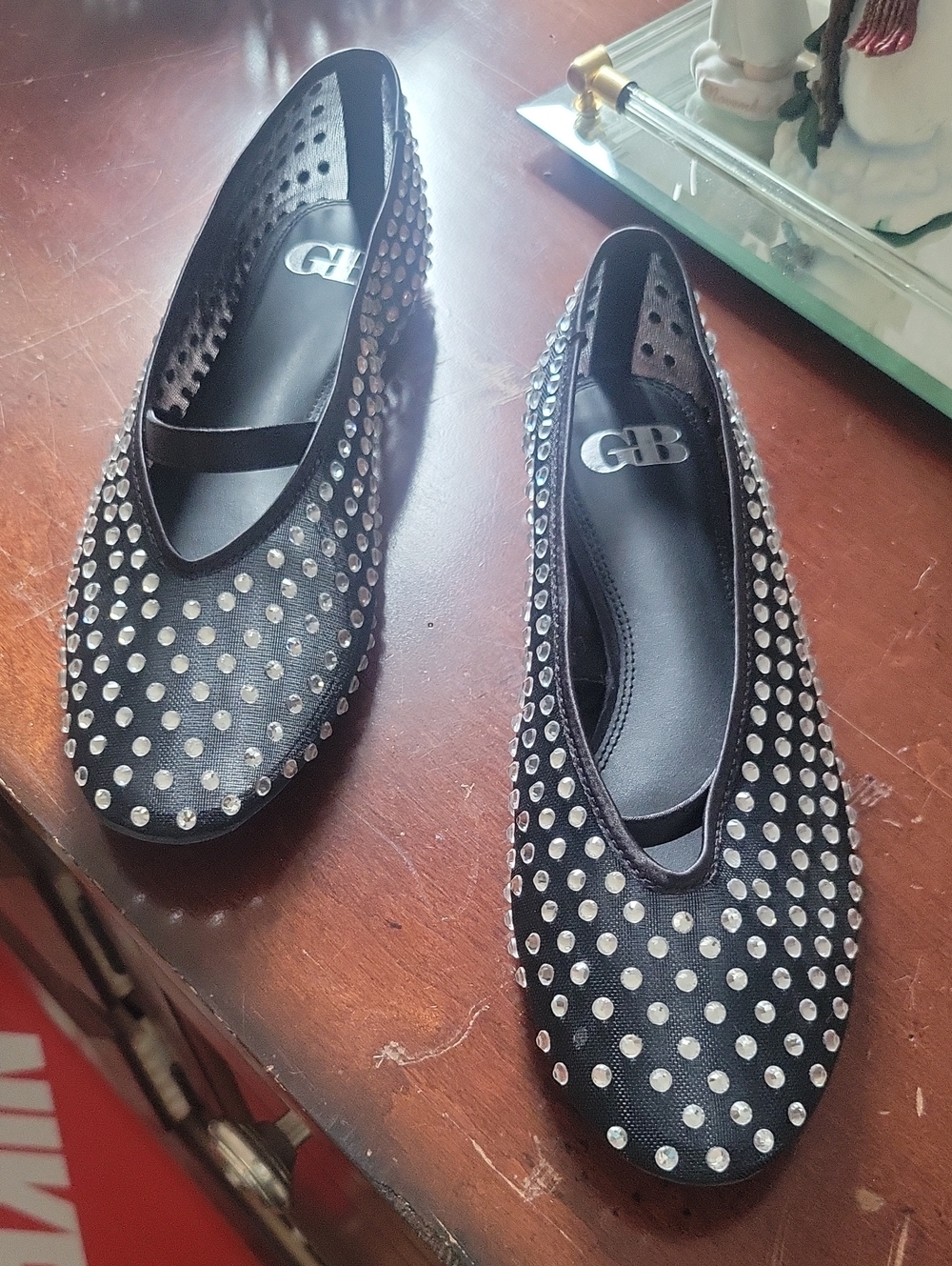 GB Flat Shoes